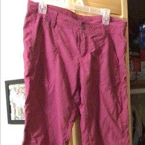 Women’s Kuhl Wine Red medium rise straight leg hiking pants